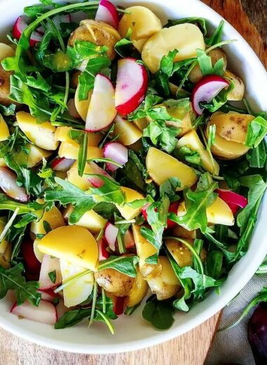 Sommerlicher Kartoffel-Salat mit Honig-Senf- Dressing