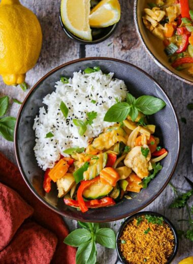 Hähnchen Curry mit viel Gemüse