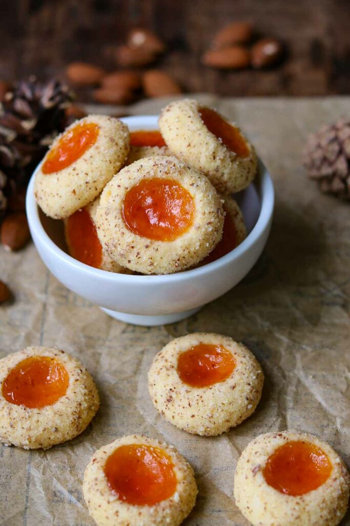 Engelsaugen Plätzchen mit Marmelade